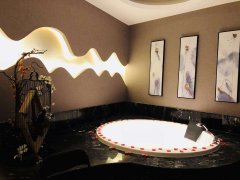 昨晚跟同事去了大同洗浴会所,按摩真是与众不同