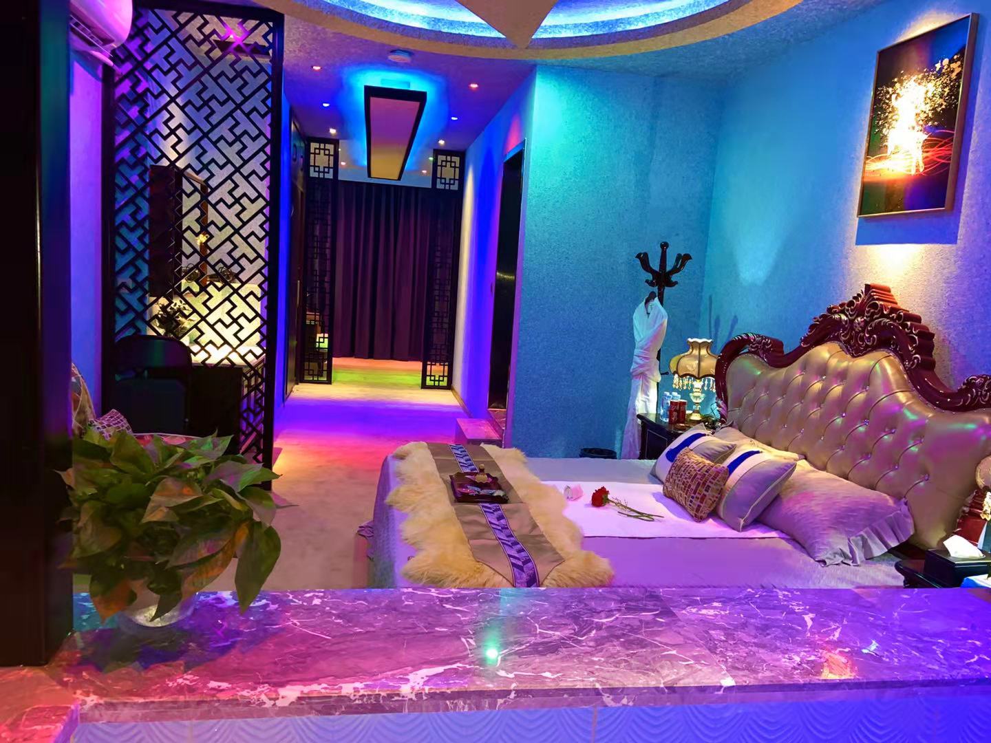 老板带我体验了一次广州高端洗浴柔式会所,会所花样超多!